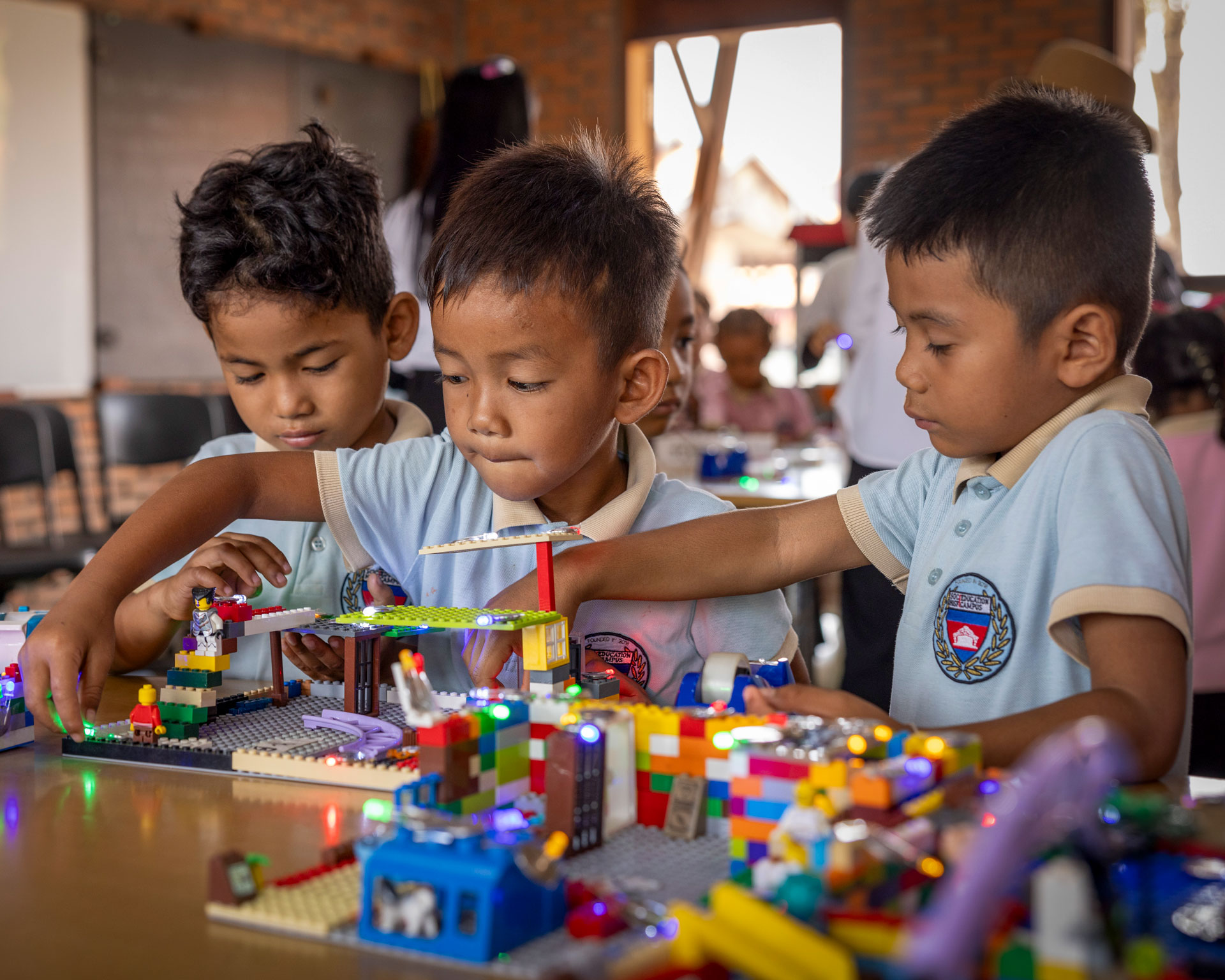 Lego-Story_2-Lakeside_School-Smiling_Gecko-Cambodia